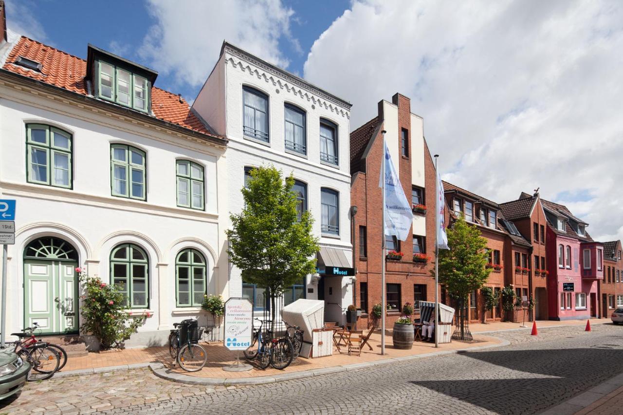 Nordsee-Hotel Hinrichsen フースム エクステリア 写真
